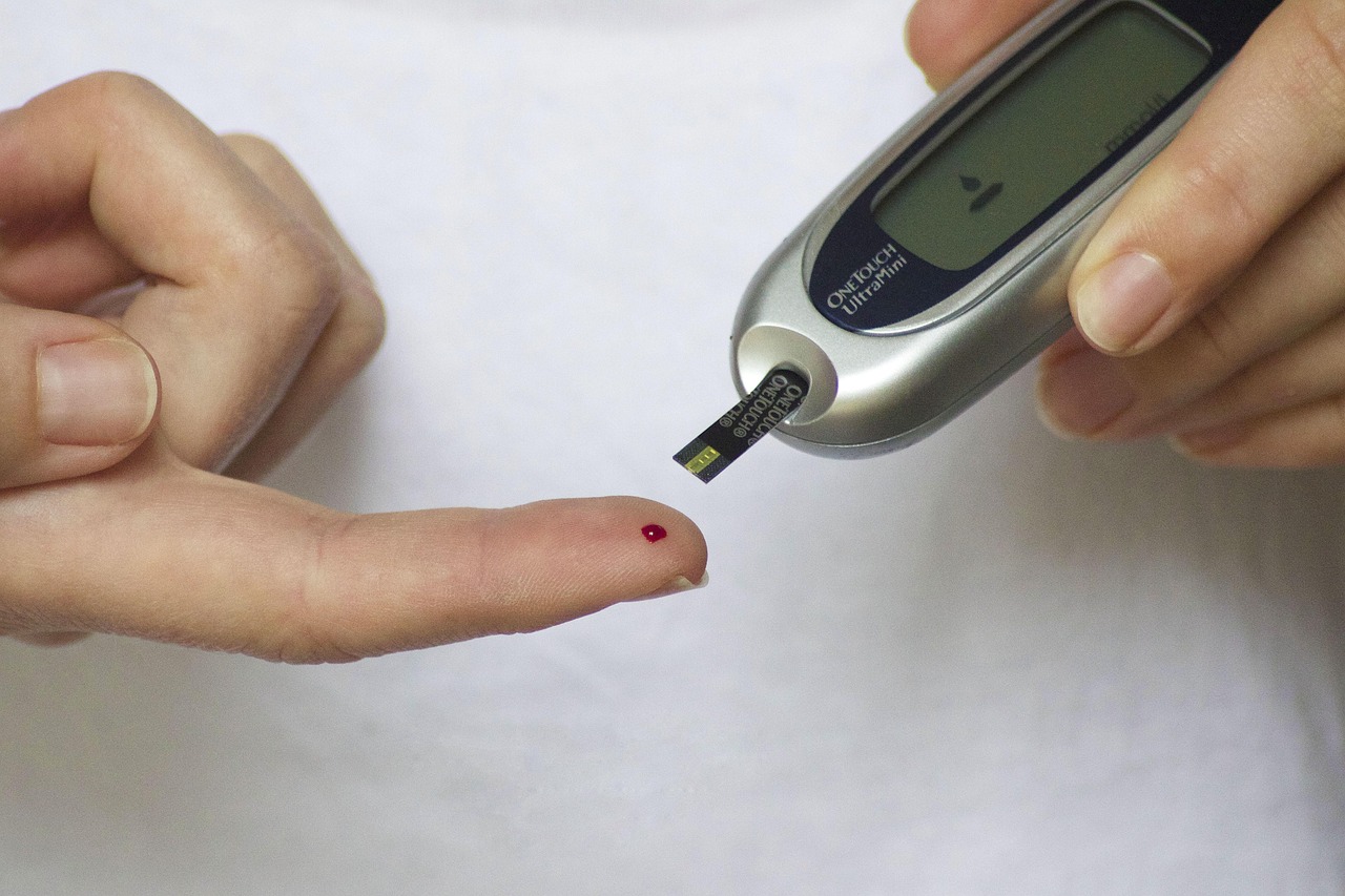 Reduziert die kontinuierliche Glukoseüberwachung schwere Komplikationen bei Typ-1-Diabetes?